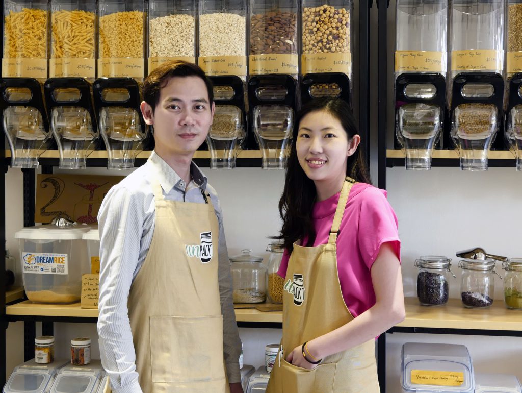 Jeff Lam and Florence Tay Unpackt